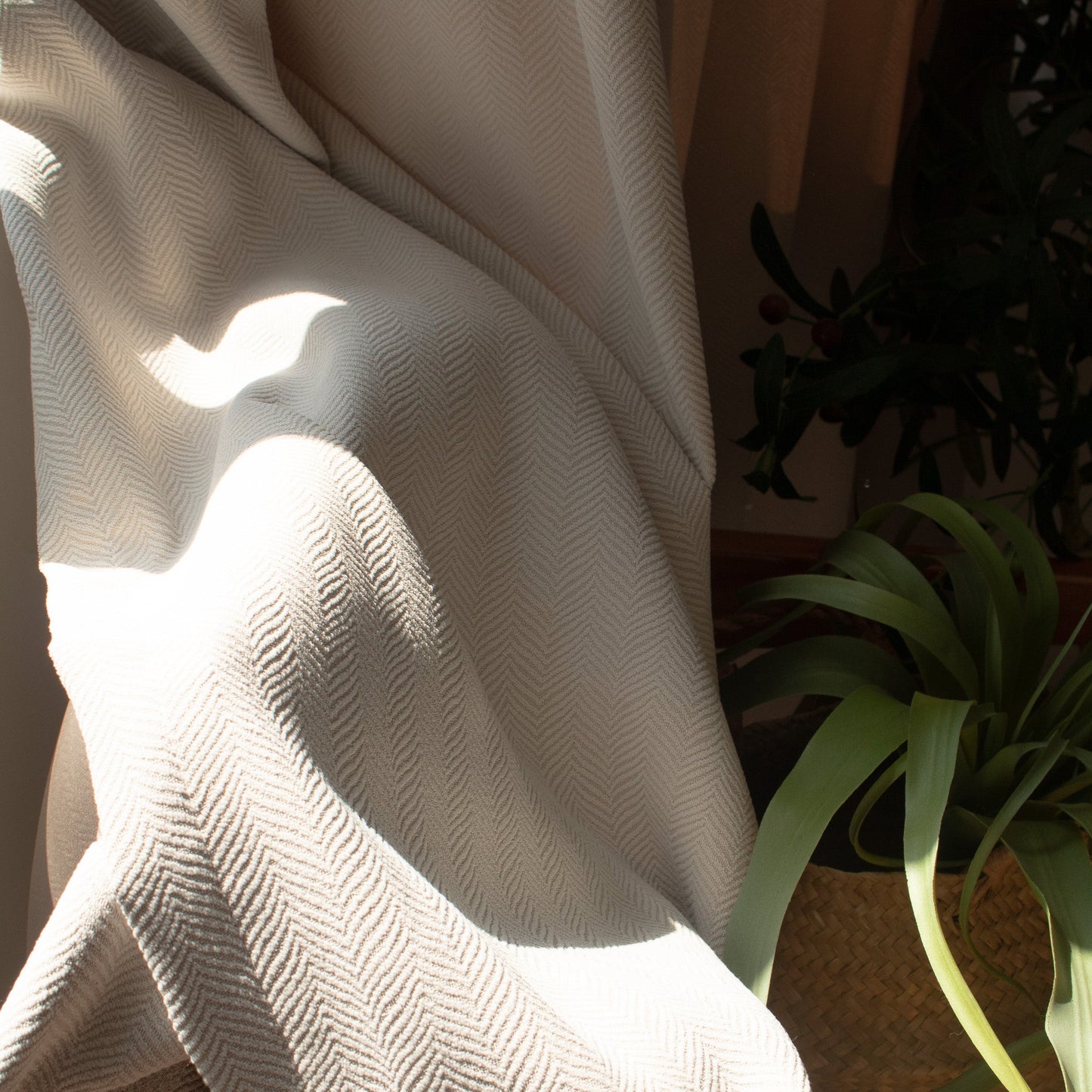 米白松葉絨 遮光窗簾 - ZEYA Curtain